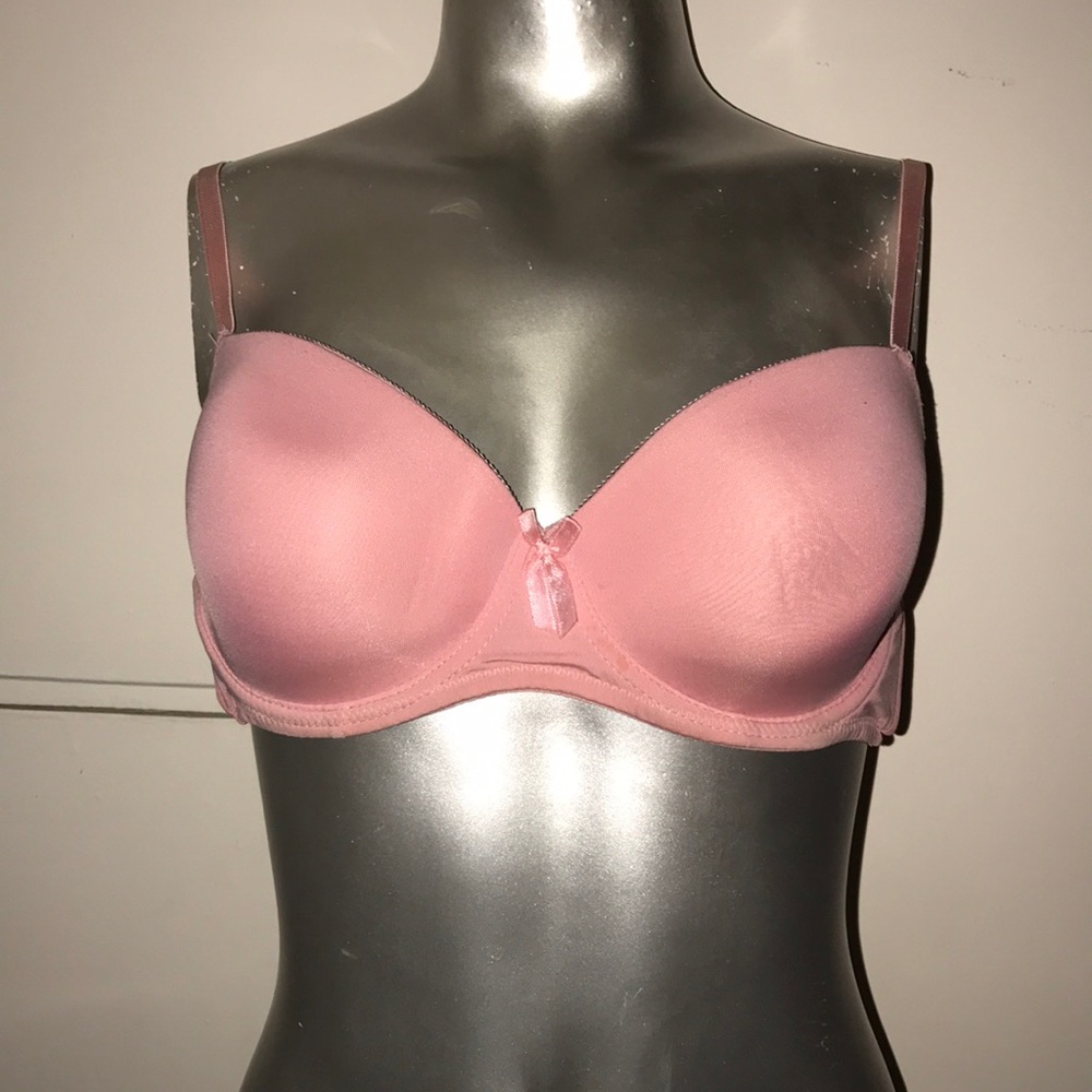 Marilyn Monroe  Mauve bra 36d